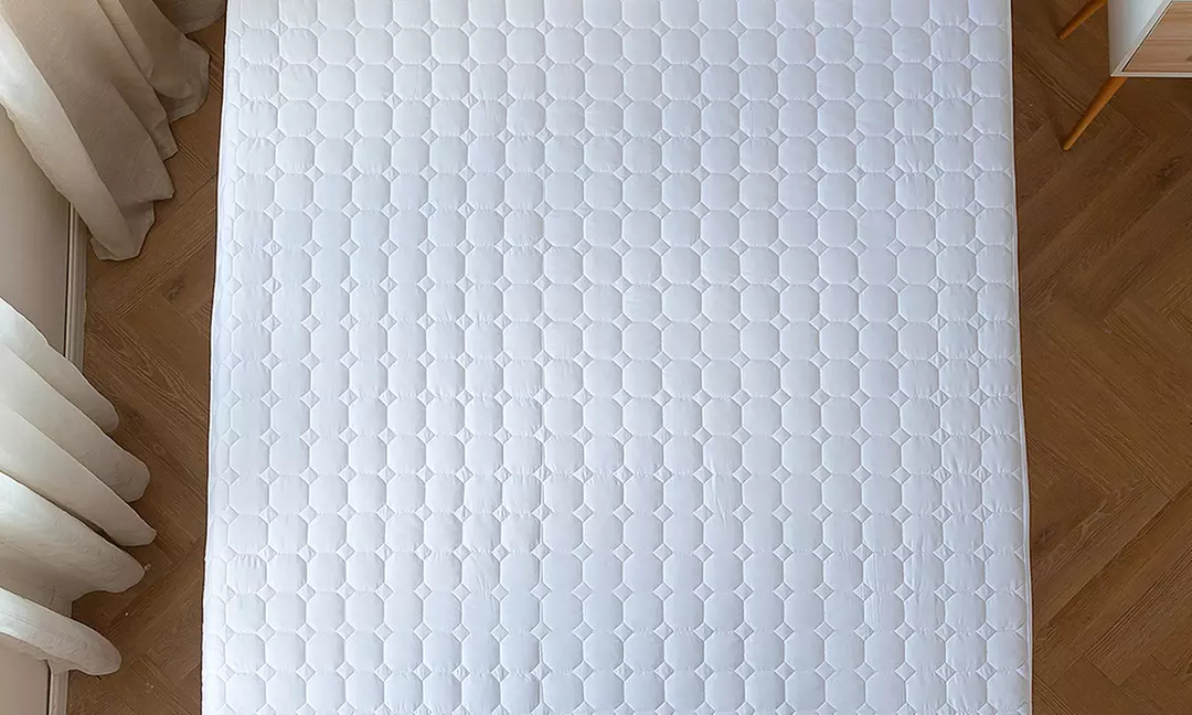 Breathable Quilted Mattress Protector- Hypoallergenic & Soft - Twin, Double & King Sizes