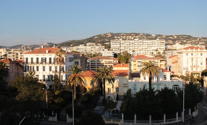 Image 9: Cannes : Chambre double avec petit-déjeuner