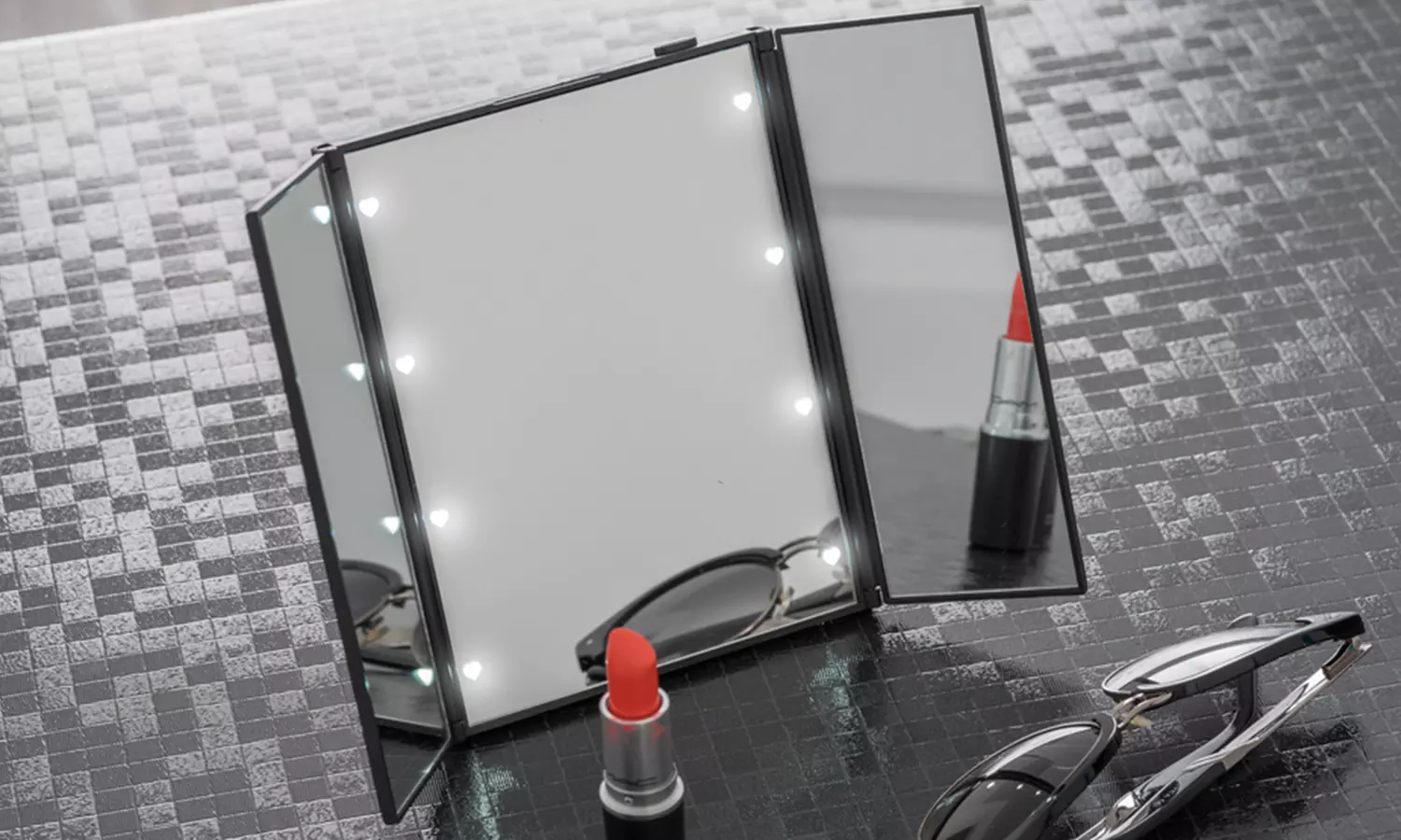 1x oder 2x tragbarer Spiegel mit 8 LED-Leuchten - Primary Image