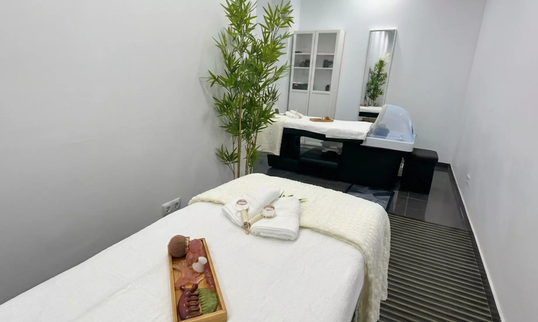 Rituales Burasari, Nuad Boran, Yunomori, Shewa y Jade Vine Flower