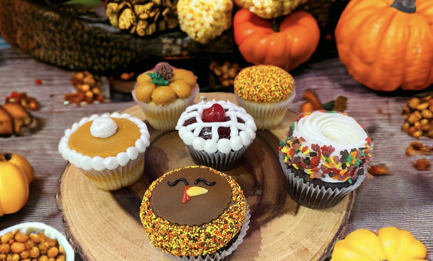 Image 3: Half or One Dozen of Signature Cupcakes or $30 or 50 Voucher