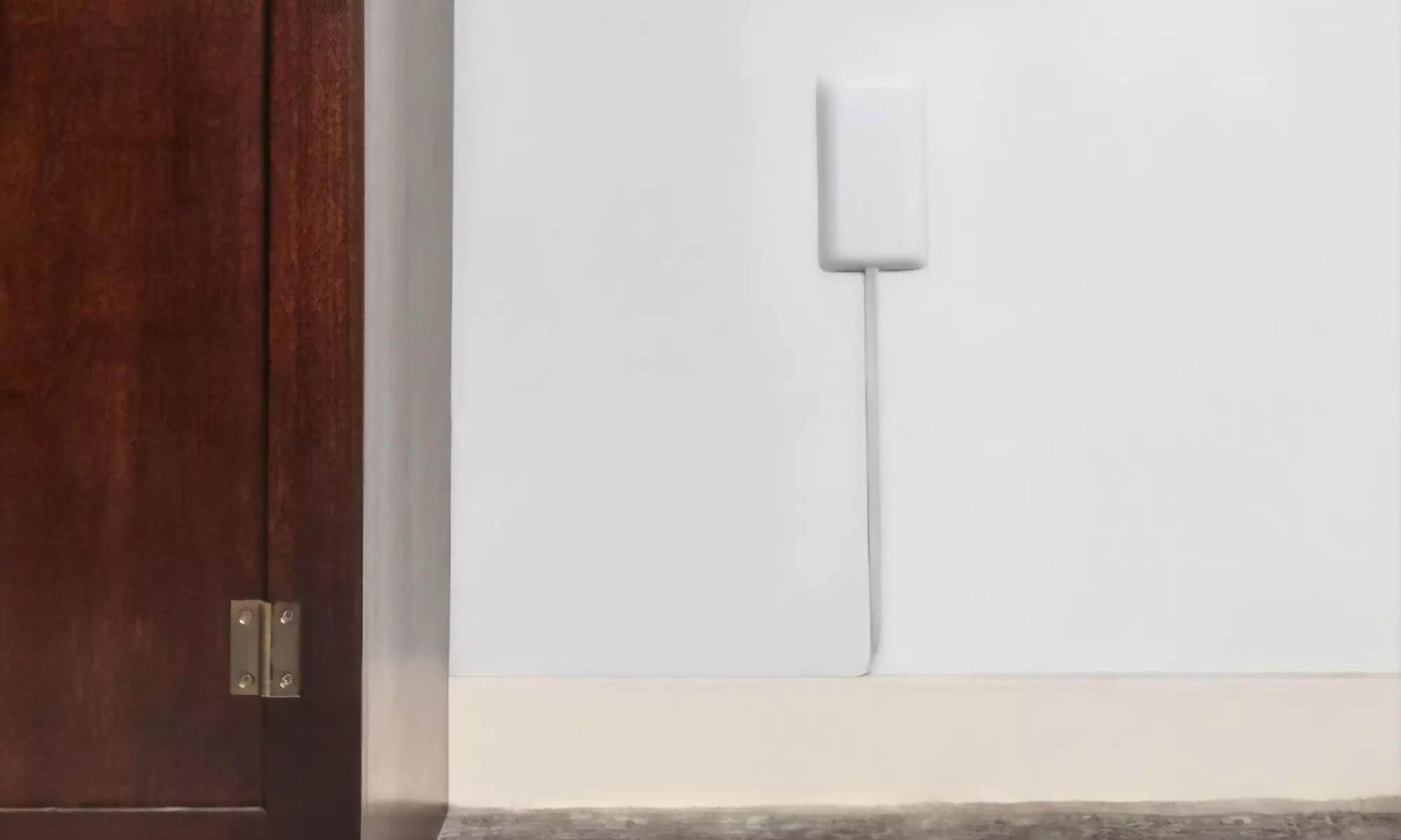 Sleek Socket Fast Charging 5-Port USB Charger with Thin Plug and Wall Plate - Second Medium