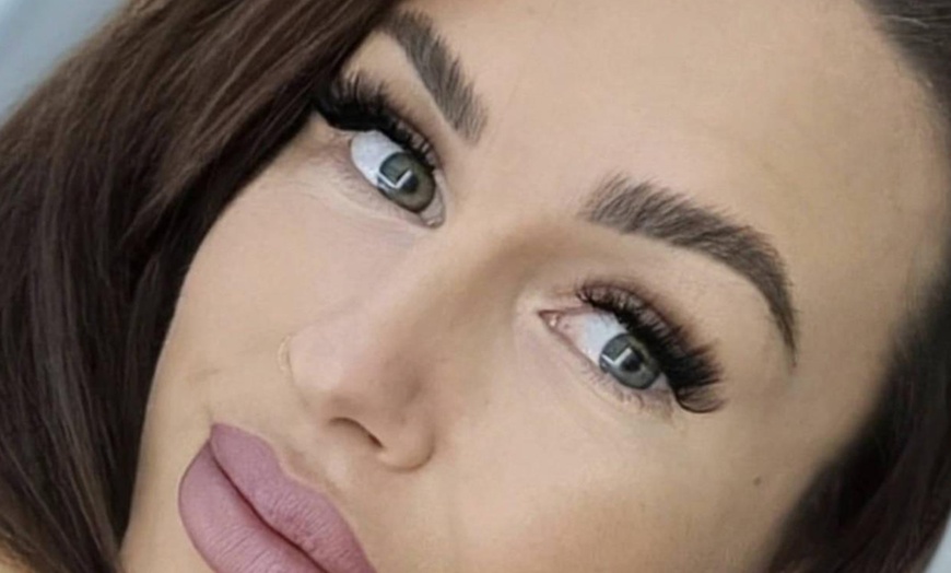 Image 2: Lifting & Färben von Wimpern & Augenbrauen für einen natürlichen Look