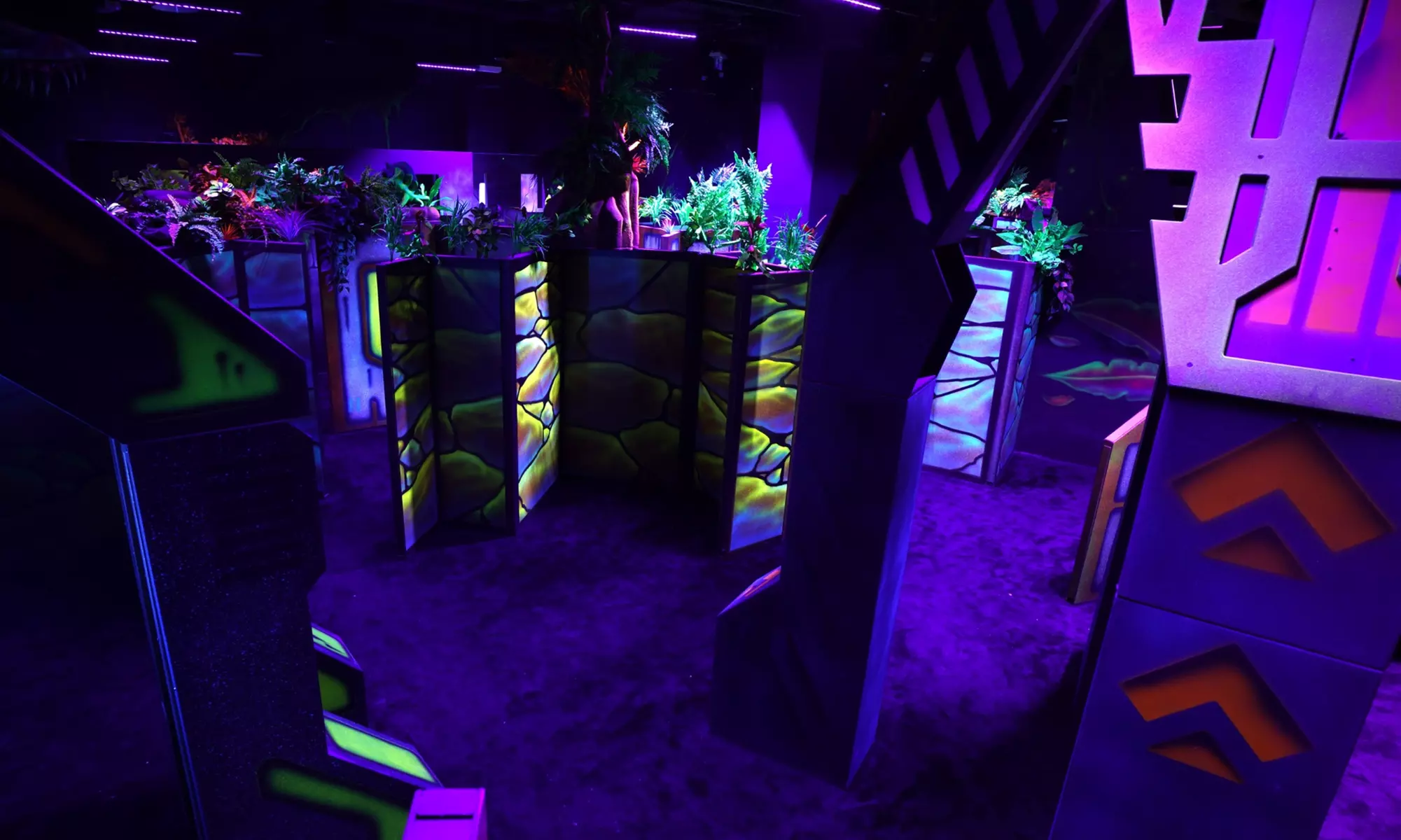 Indoor Laser Tag Experience at TR88HOUSE @Bluewaters Island