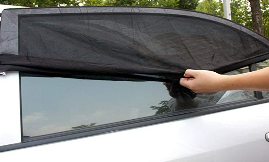 Image 1: Car Window Sunshade Screen Set