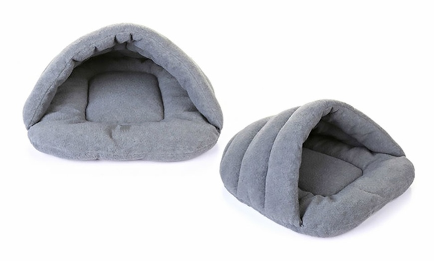 Image 3: Igloo-Style Polar Fleece Pet Bed