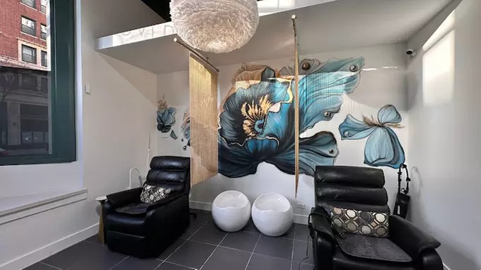 Experience up to 30% off at Dvida Spa with CoolSculpting Elite Sessions to redefine your body contour journey.