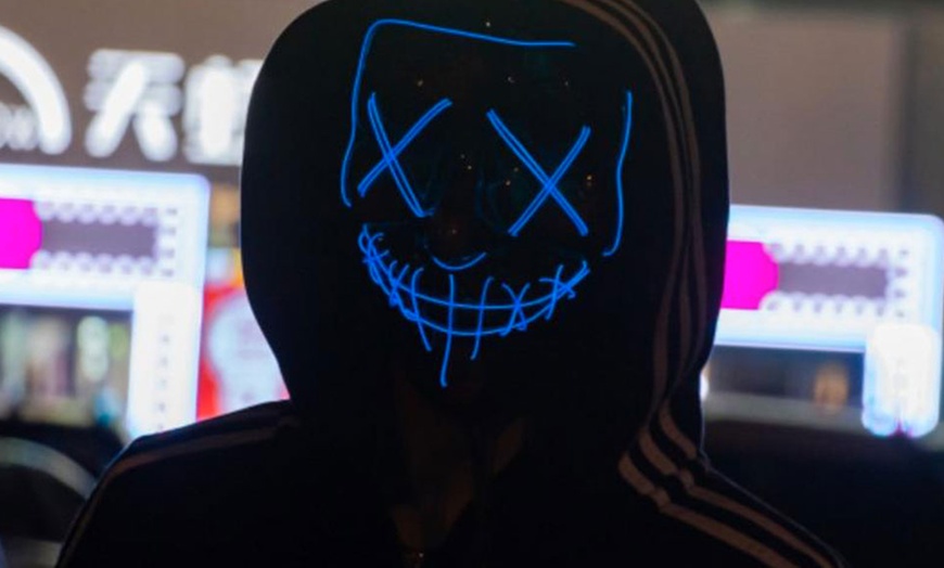 Image 9: Halloween Horror Movie LED Mask