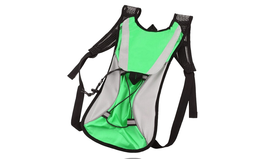 Image 8: Multi-Functional 2L Hydration Backpack