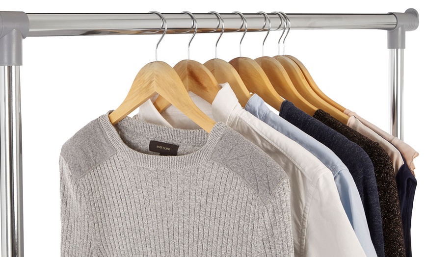 Image 19: Clothing Hanging Rail