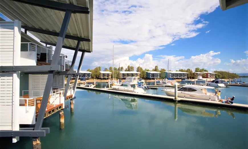 Image 8: South Stradbroke Island: 4* 2N Escape with VR World Access