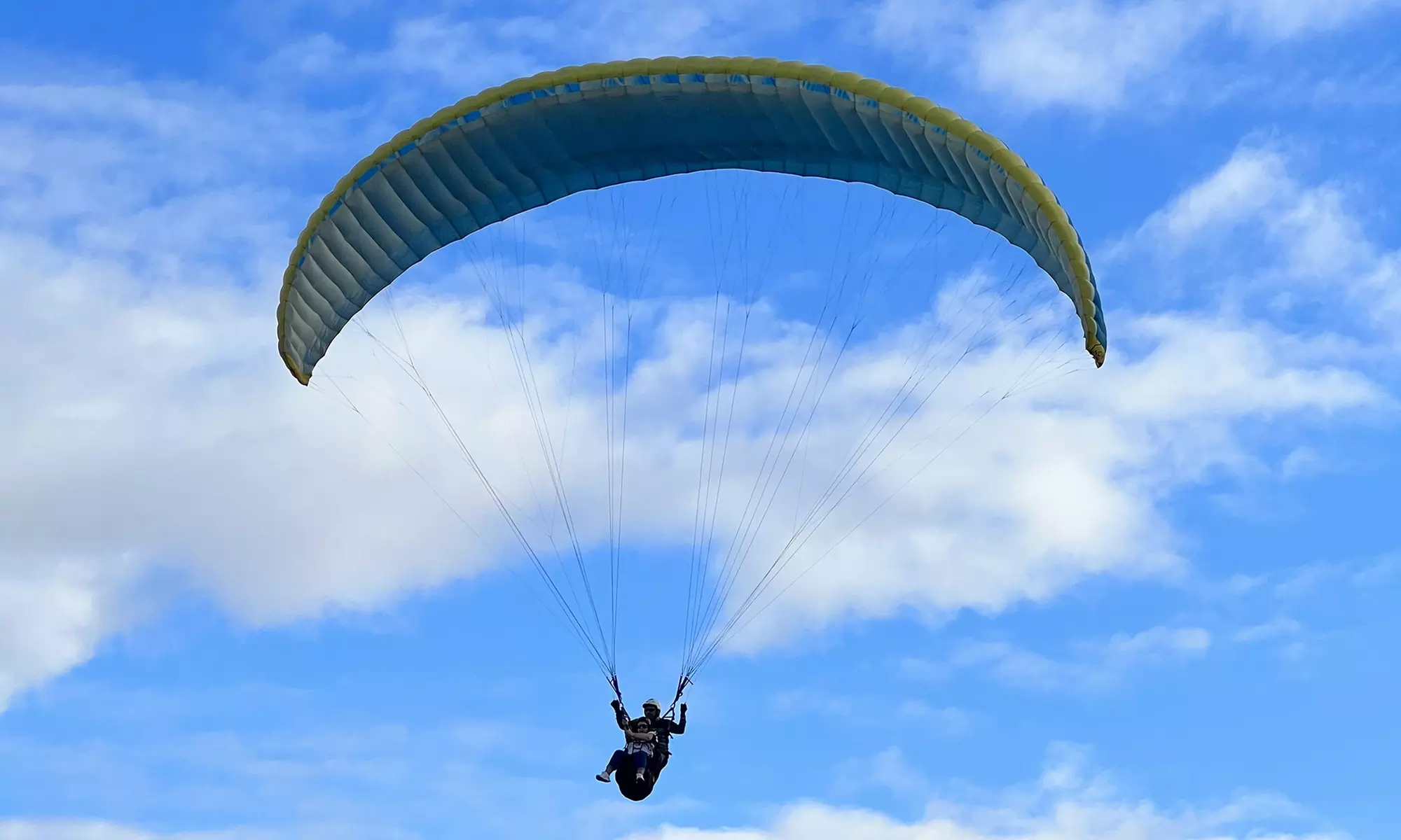 Vuelo biplaza en parapente para una o dos personas en Asturias