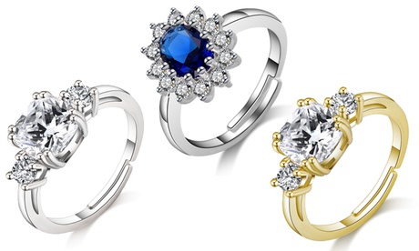 Fino a 3 anelli di fidanzamento Philip Jones con cristalli Swarovski®, disponibili in 2 modelli e vari colori