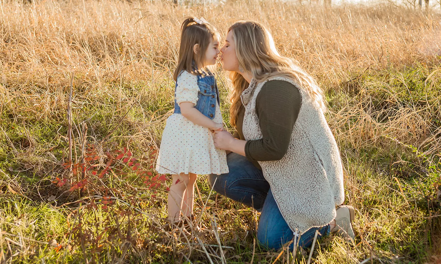 Capture special moments with Dream Photography DFW's outdoor family photo shoot options, up to 50% off. - Primary Image
