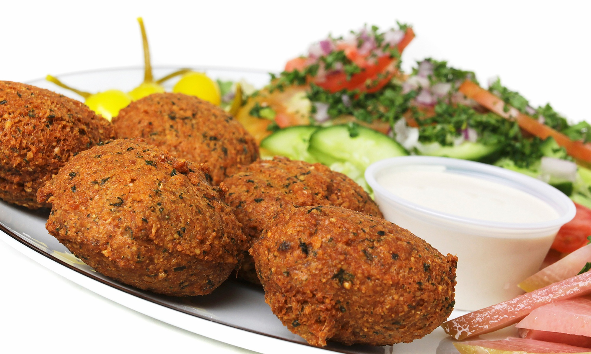 Falafel na miejscu lub na wynos: kanapki w dwóch rozmiarach i dania