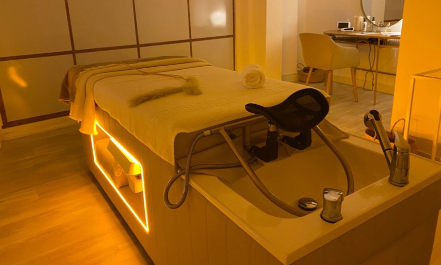 Image 3: Japanese Head Spa Full Experience de 90 minutos en Granada con bebida de cortesía
