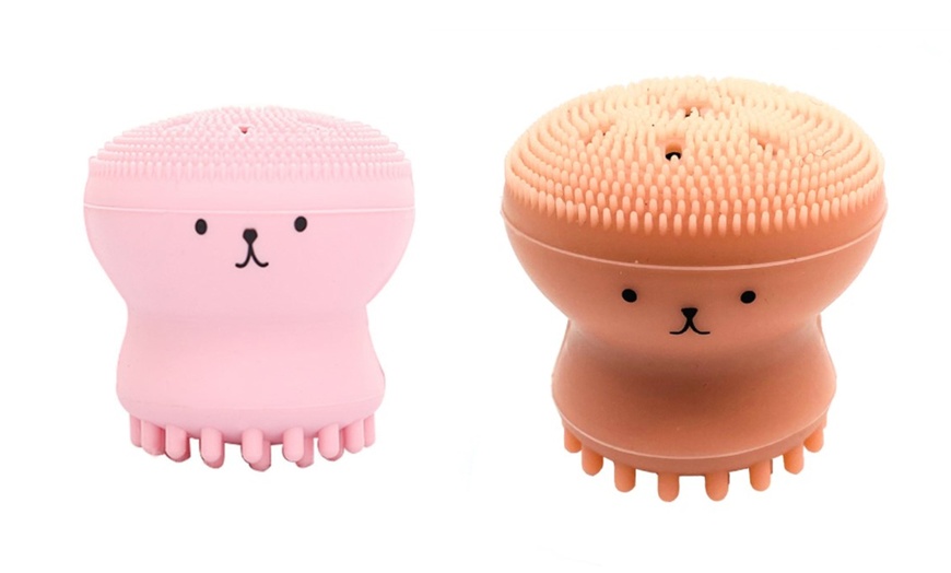 Image 20: Small Octopus Facial Cleaning Brush