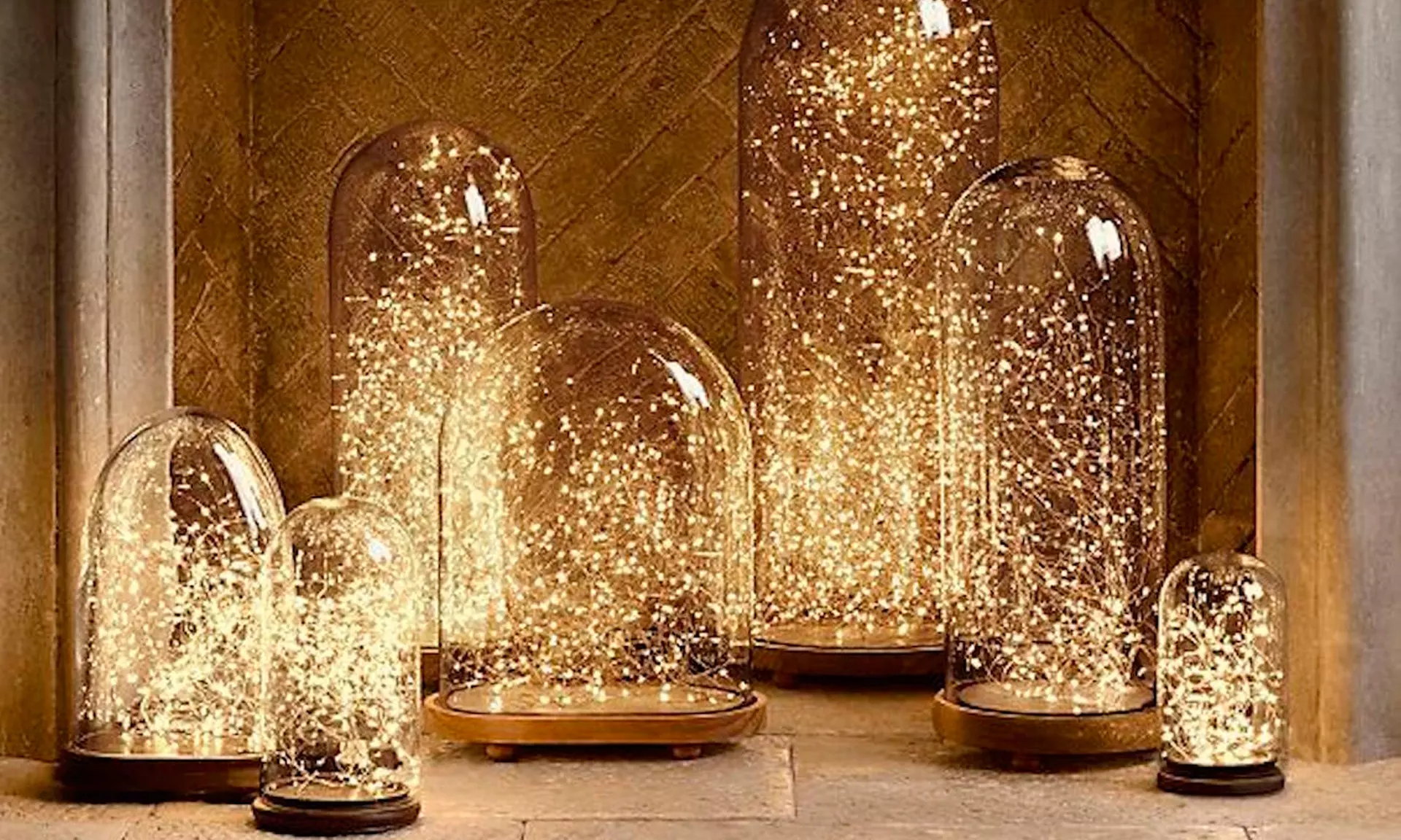 1, 2 ou 3 guirlandes décoratives avec 10 et 20  lumières LED - Primary Image