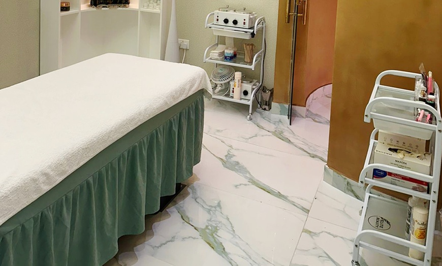 Image 9: Hair Wash and Blow-dry, Roots Color, Full Hair Color, Balayage, & More