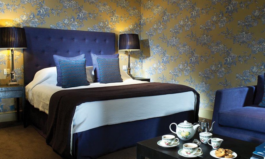 Image 4: Bath: 4* Stay with Cream Tea and Dinner