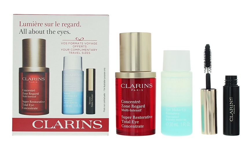 Image 7: Clarins Makeup Essentials Gift Set