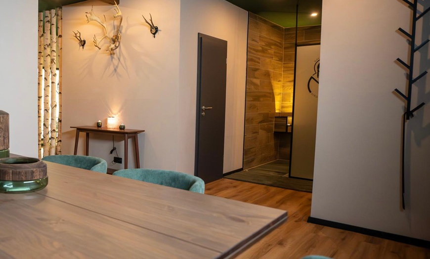 Image 9: 50 / 100€ Wertgutschein für Private Day Spa inkl. Bademäntel
