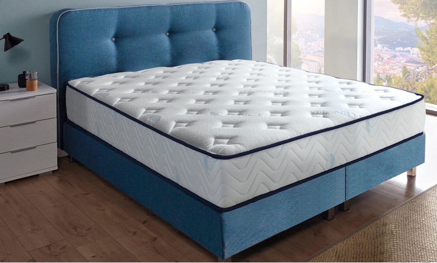 Image 1: Matelas ''Blue Nano Gel'' à mémoire de forme, Sampur