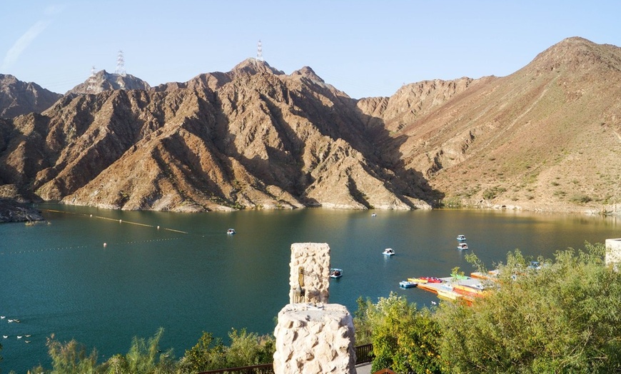 Image 2: VIP Khor Fakkan City Tour