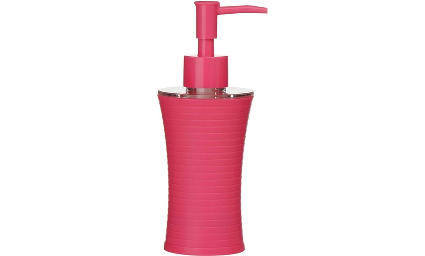 Image 7: Hot Pink Bathroom Accessories