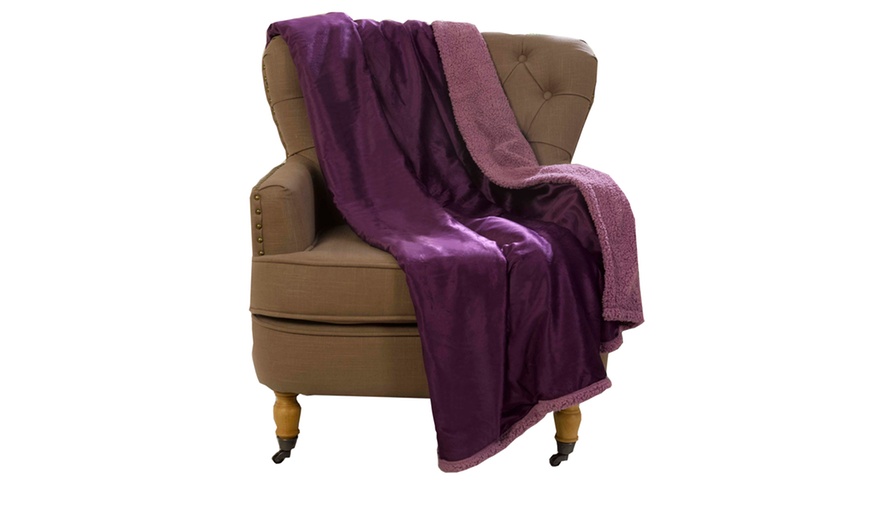 Image 3: Two Reversible Sherpa Throws 