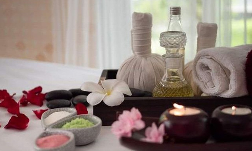 Image 3: One 60-Minute Swedish Massage, Relaxing or Aromatherapy