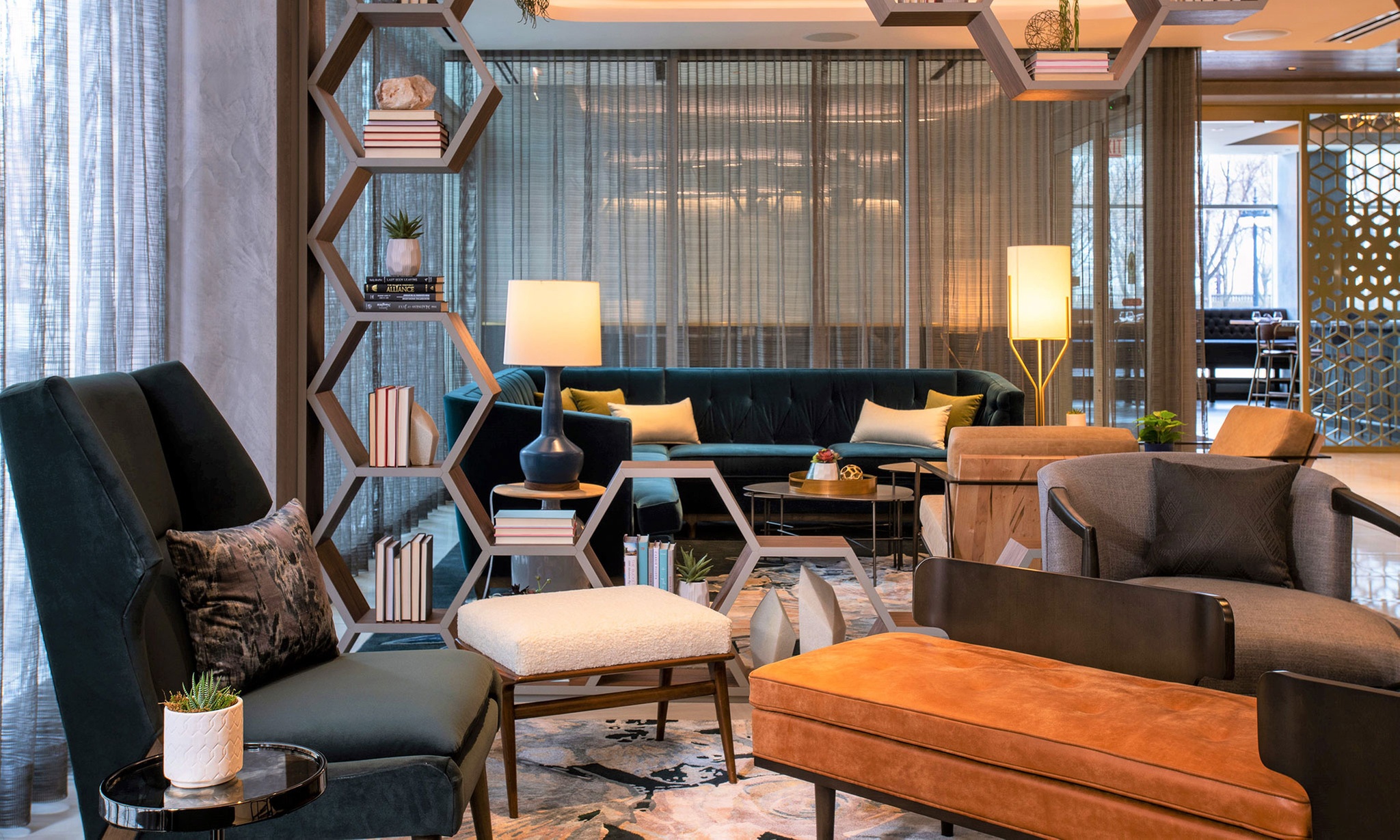 Exclusive Hotel near Grant Park - Limited Availability - Book now!