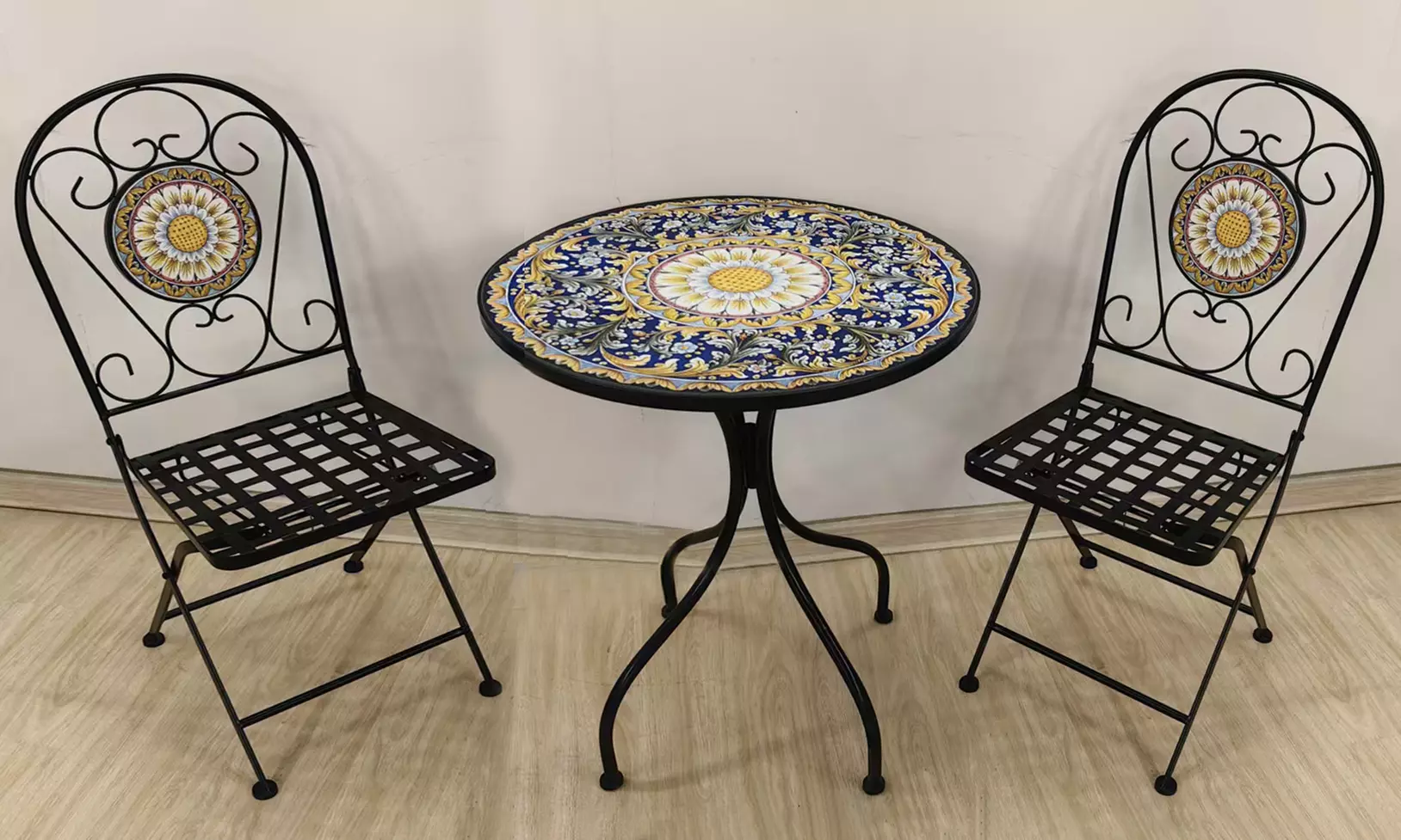 Set con tavolino e sedie da esterno BuyBuy