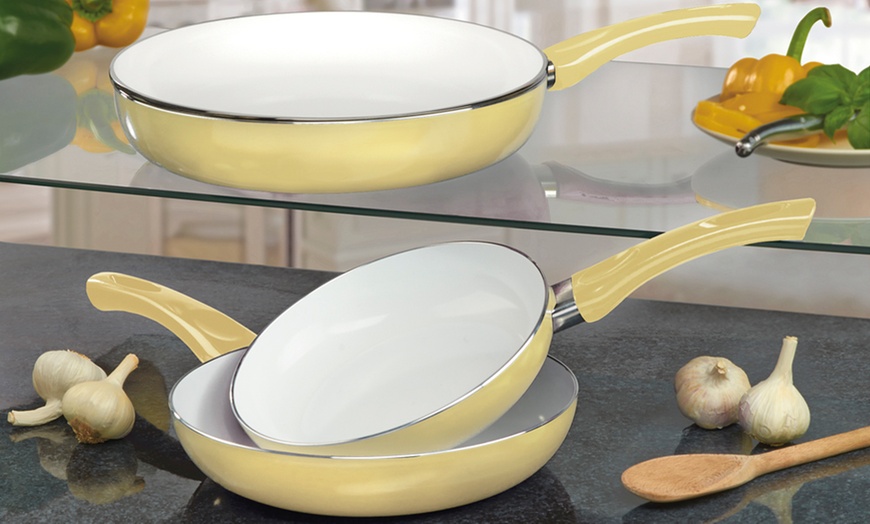 Image 2: Cooks Professional Frying Pan Set