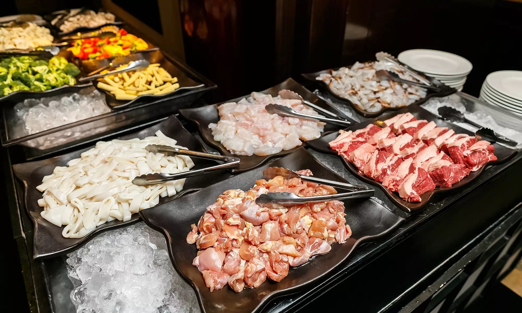 Savor 5* Free-Flowing Sushi and Teppanyaki with Bottomless Beverages