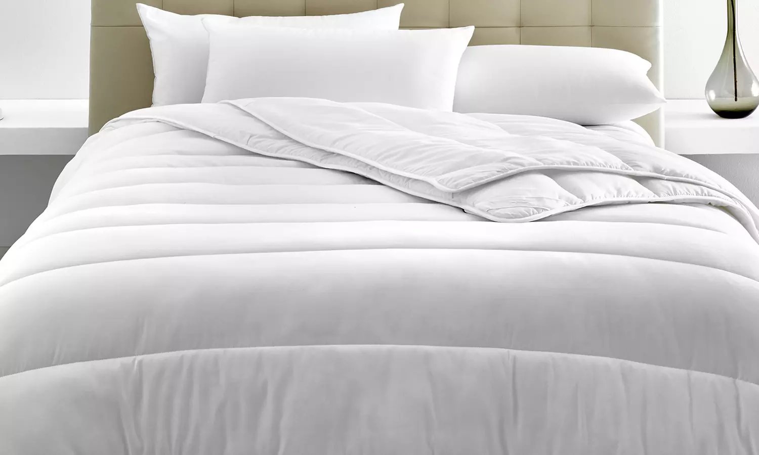 Couette 4 saisons "Duo" modulable par Pikolin Home, composée d'une couette légère et une couette tempérée - Primary Image