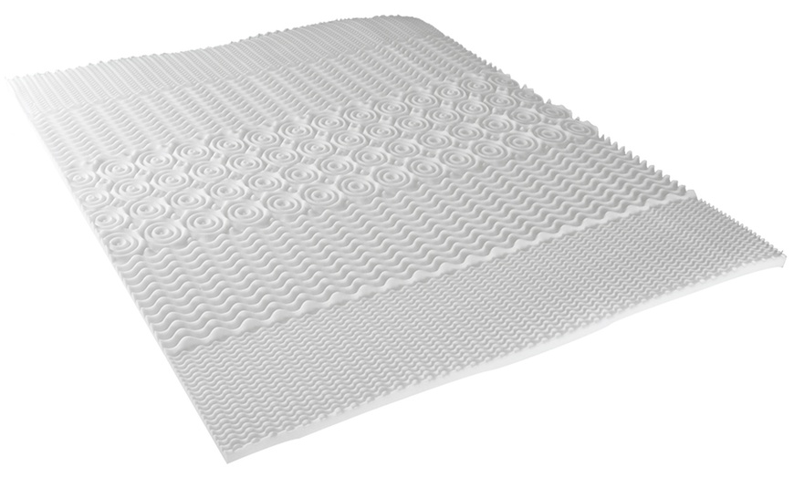 Image 2: Surmatelas mémoire de forme 5 zones de confort, fabrication française