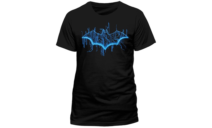 Image 3: Batman T-Shirt or Hoodie