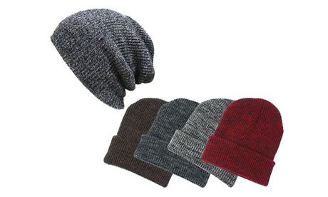 1 o 2 cappelli in maglia disponibili in 4 colori