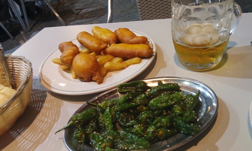 Image 6: Menú picoteo con botella de vino para 2 personas en La Rambla