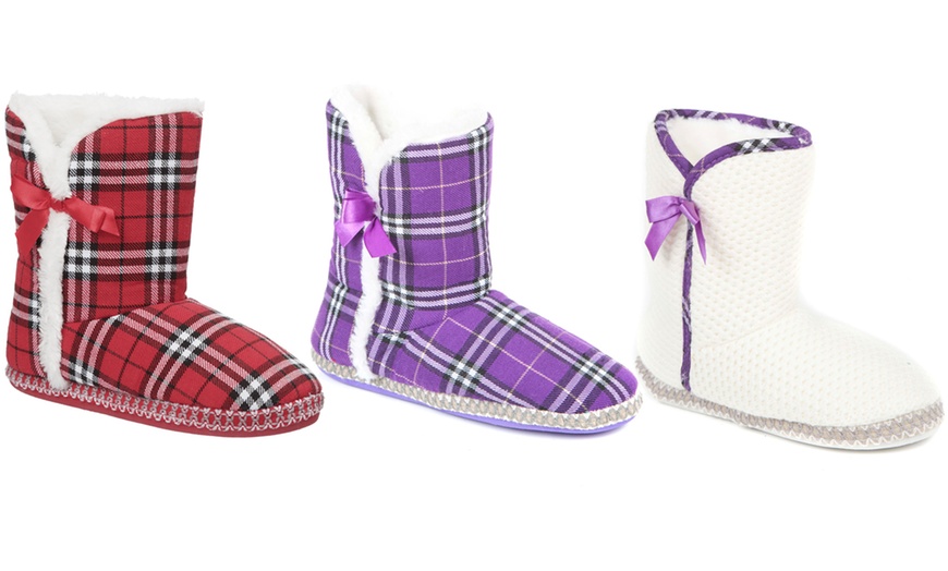 Image 1: Women's Tartan Boot Slippers