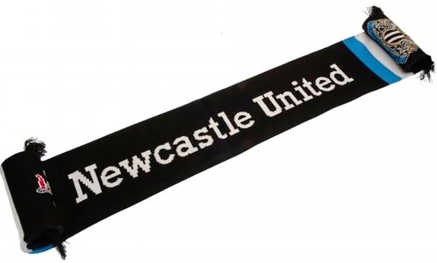 Image 11: Official Football Club Scarf