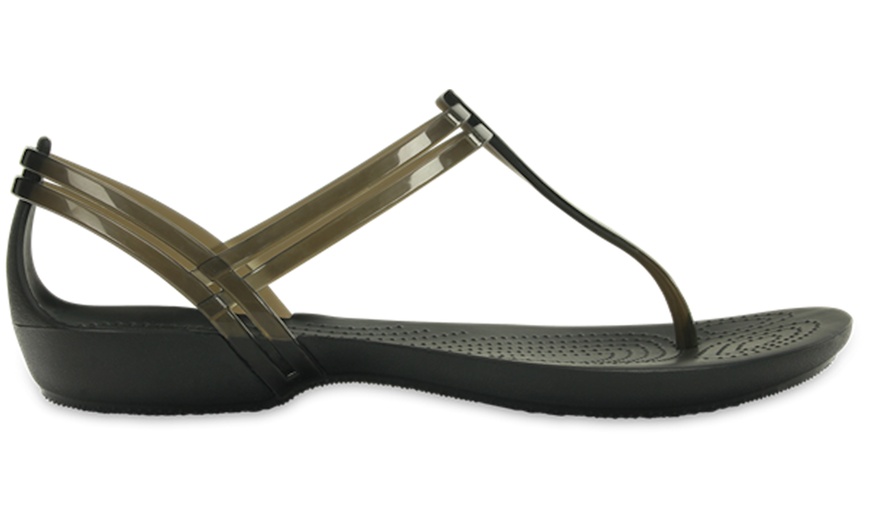 crocs t strap flats