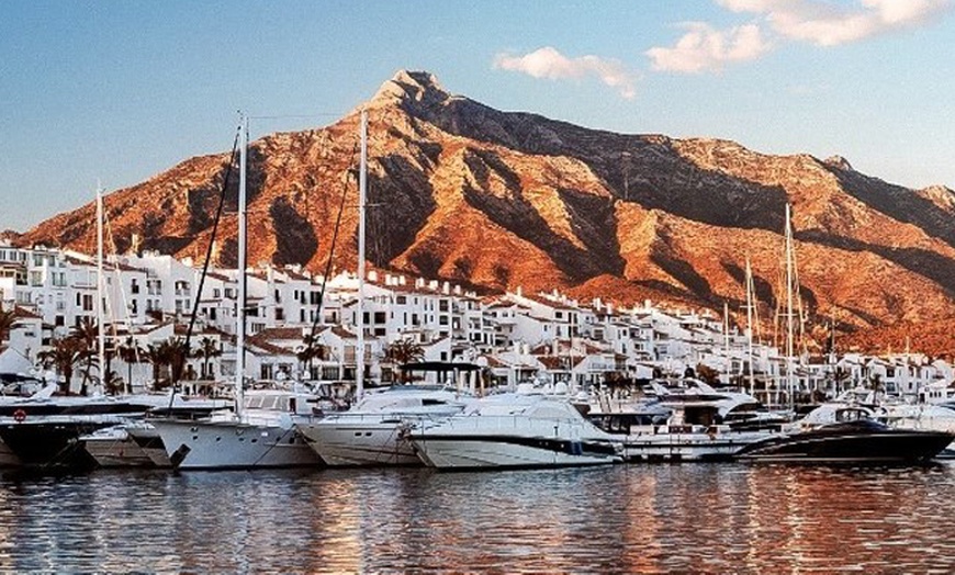 Image 10: Amor al Mediterráneo: menú de chuletón para 2 personas en Puerto Banús