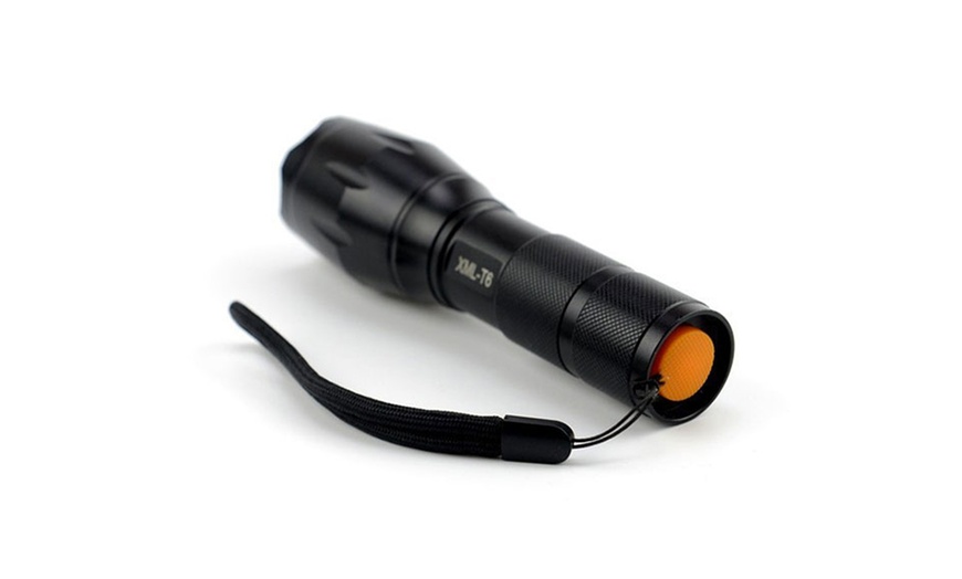 Image 6: Lampe de poche LED militaire avec 5 modes d'éclairage