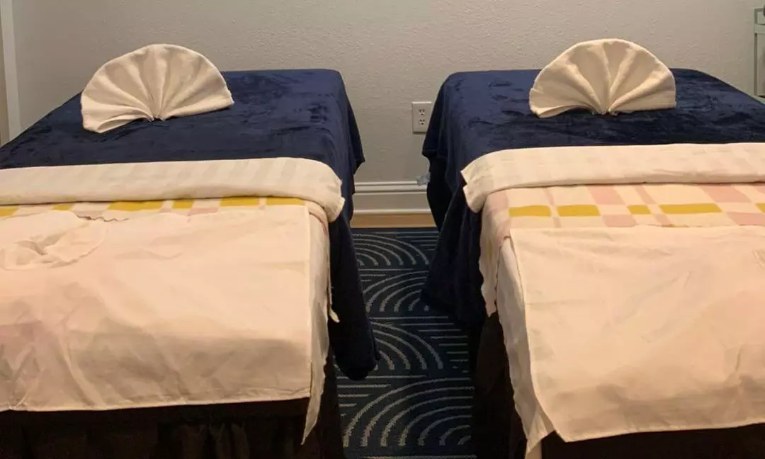 Up to 35% Off Single or Couples Swedish or Deep Tissue Massage with Massage Oil and Hot Stone at Crystal Cove
