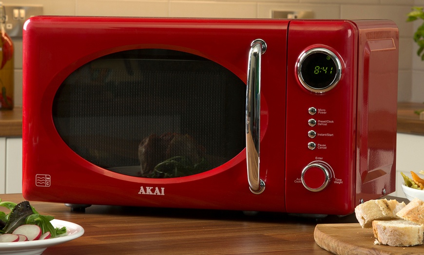 Image 13: Akai 20l 700W Digital Microwave