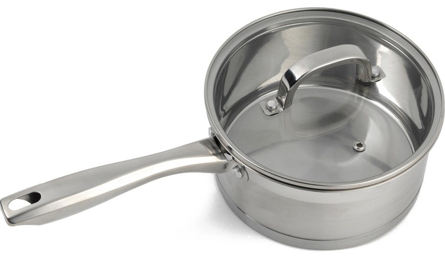 Image 4: Salter Three-Piece Saucepan Set