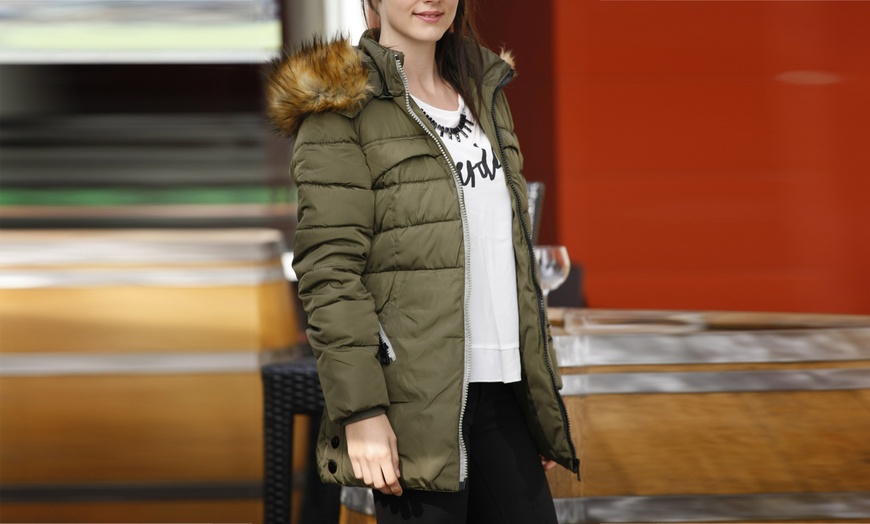 Image 3: Women's Fur-Trimmed Hooded Parka