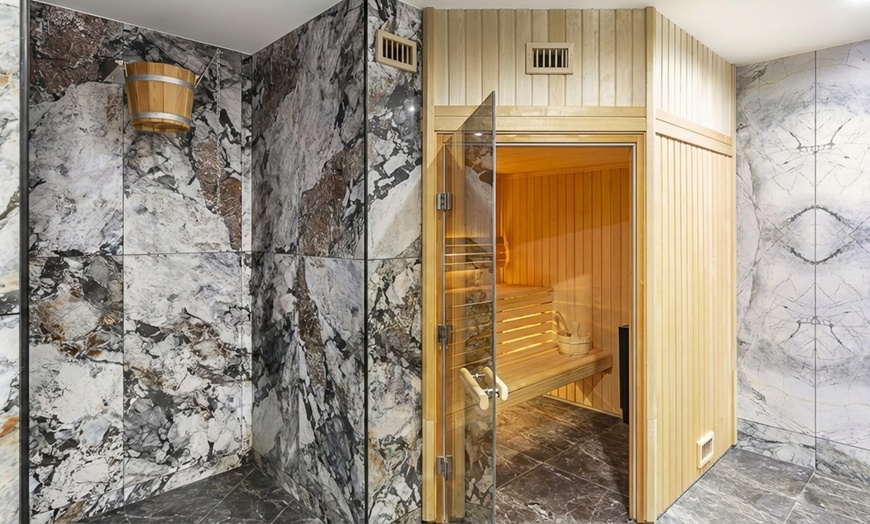 Image 3: Parenthèse bien-être : 2h de spa avec massage ou soin du visage